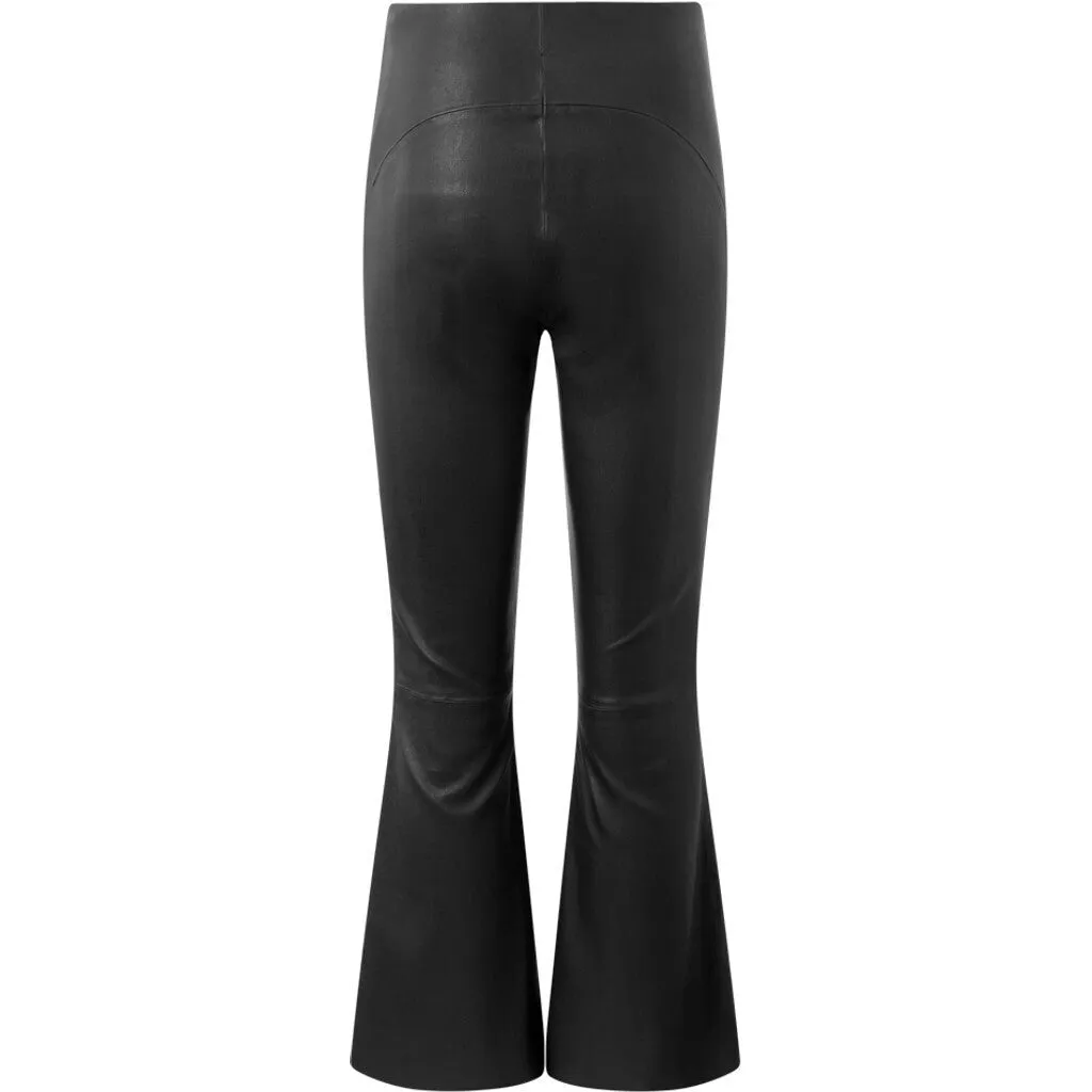 Ava RW flare 7/8 length pants with stretch in soft leather quality / 50896 - Black (Nero)