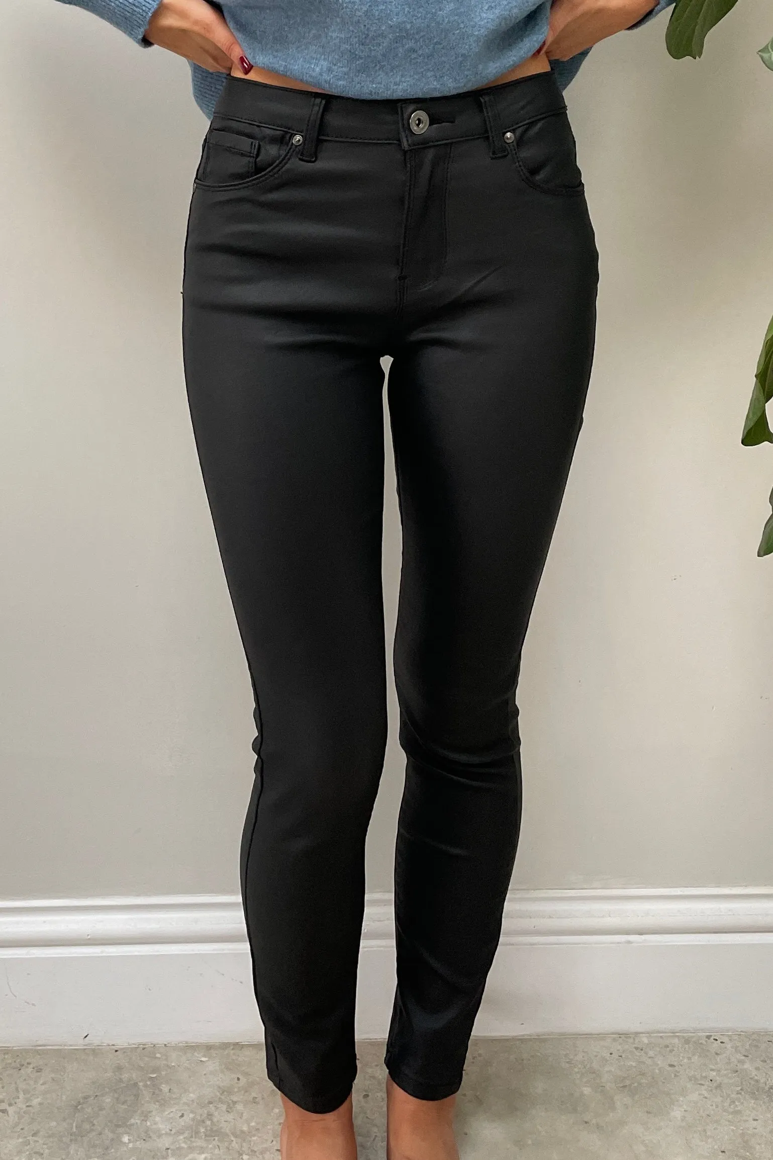 Cara Coated Jeans - Black