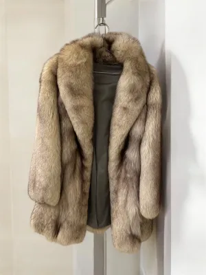 White simple Fur
